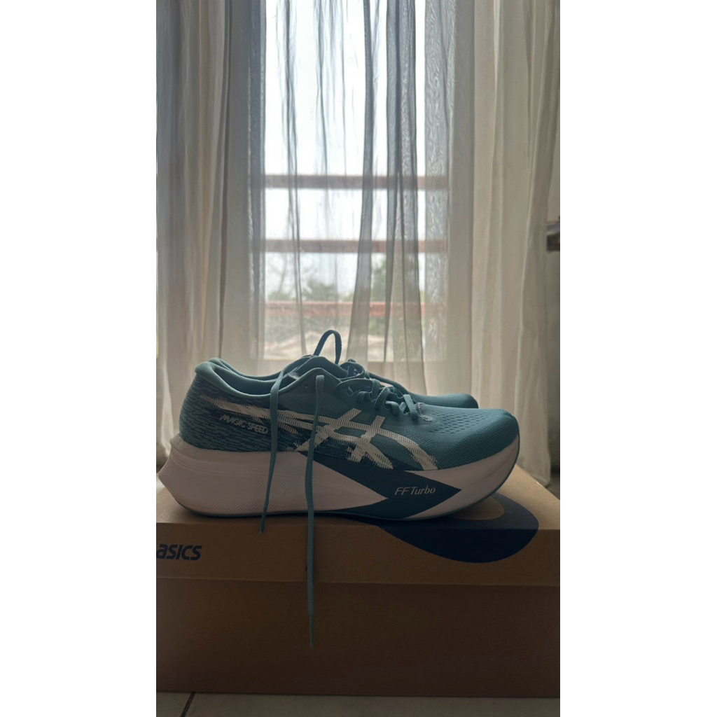 Asics Magic Speed 4