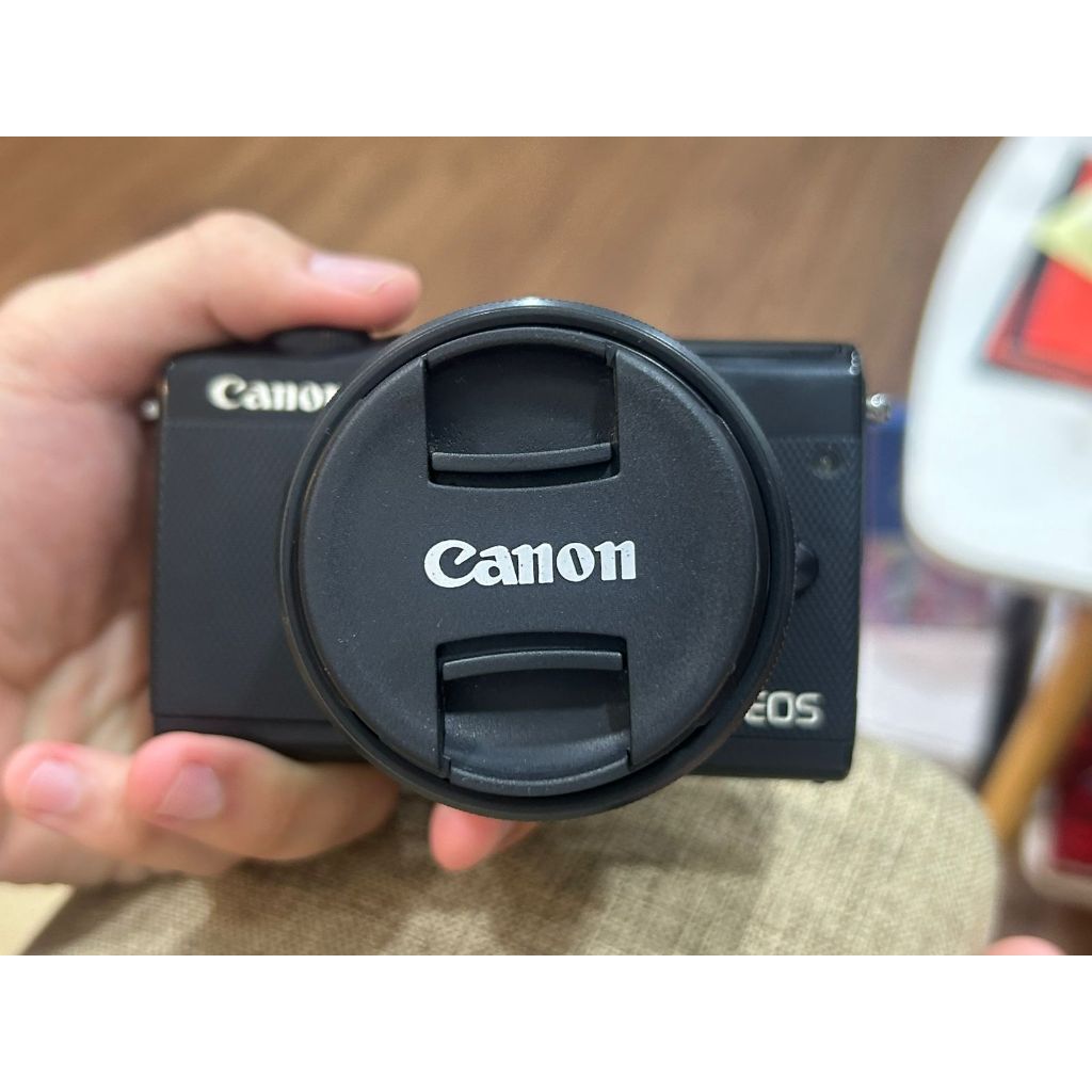 Di jual Canon M100 KIT HITAM SECOND/BEKAS