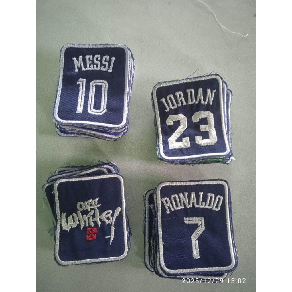bordir Messi. bordir Ronaldo. bordir Jordan. bordir white. emblem messi.emblem Ronaldo. emblem Jorda