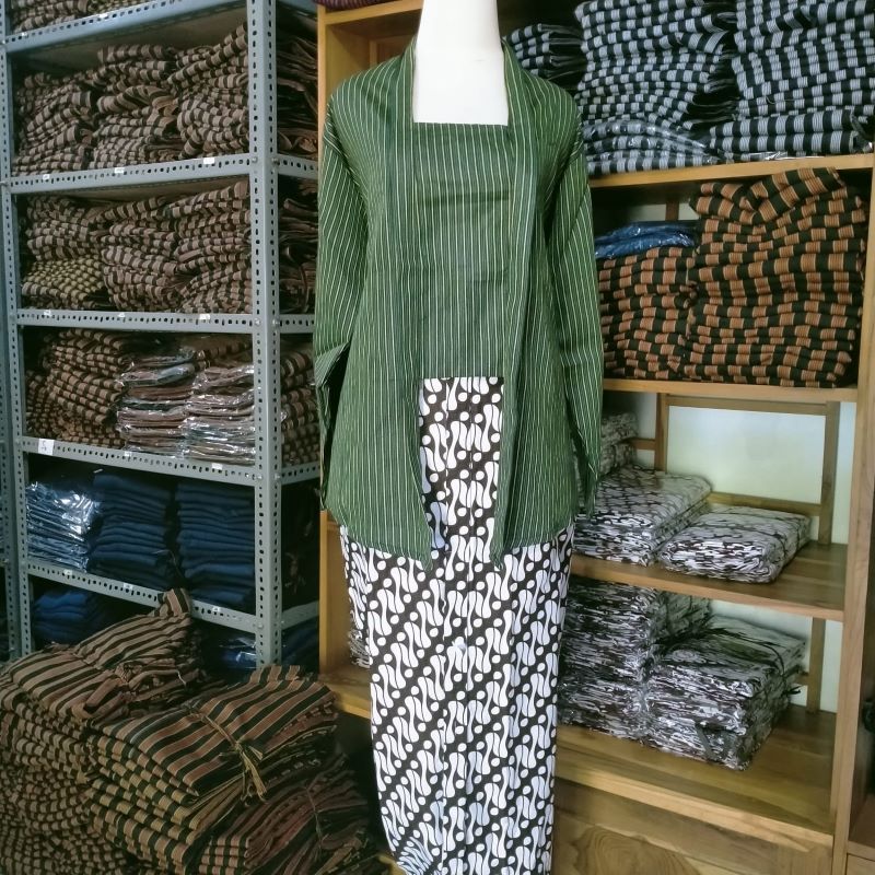 Set Baju Lurik Wanita Dewasa Adat Jawa/Set Pakaian Tradisional Perempuan Jawa/Kebaya Lurik Wanita