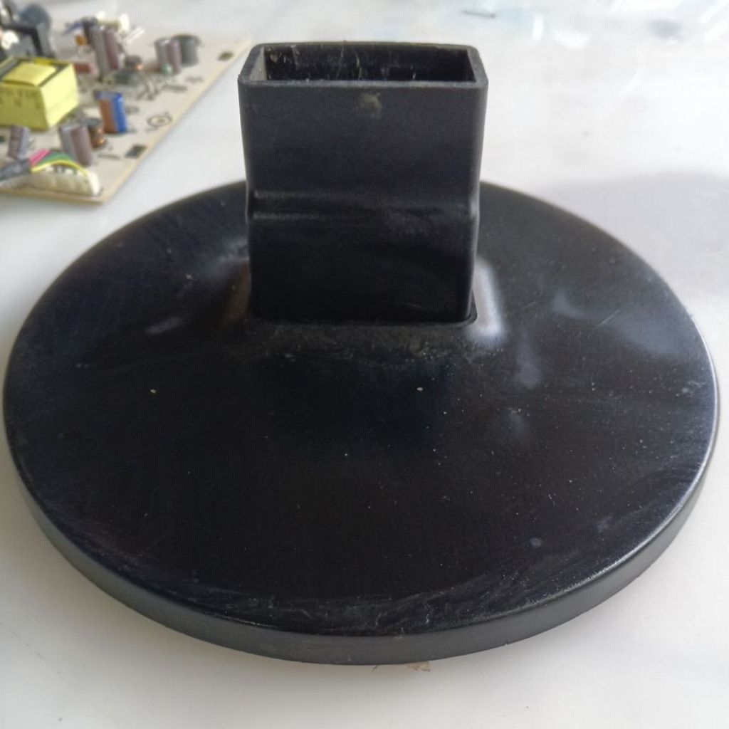 Dudukan atau kaki Monitor AOC N9505SW