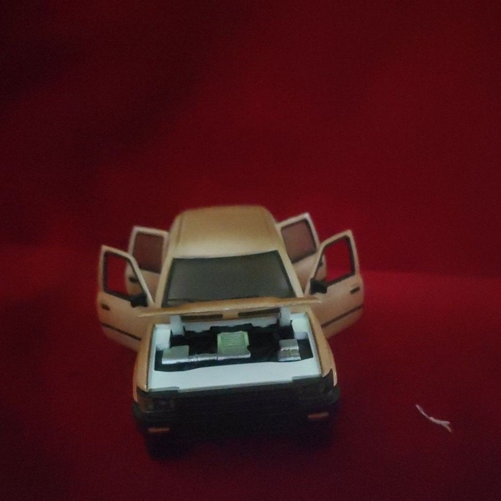 Diecast mobil Toyota Hilux pickup