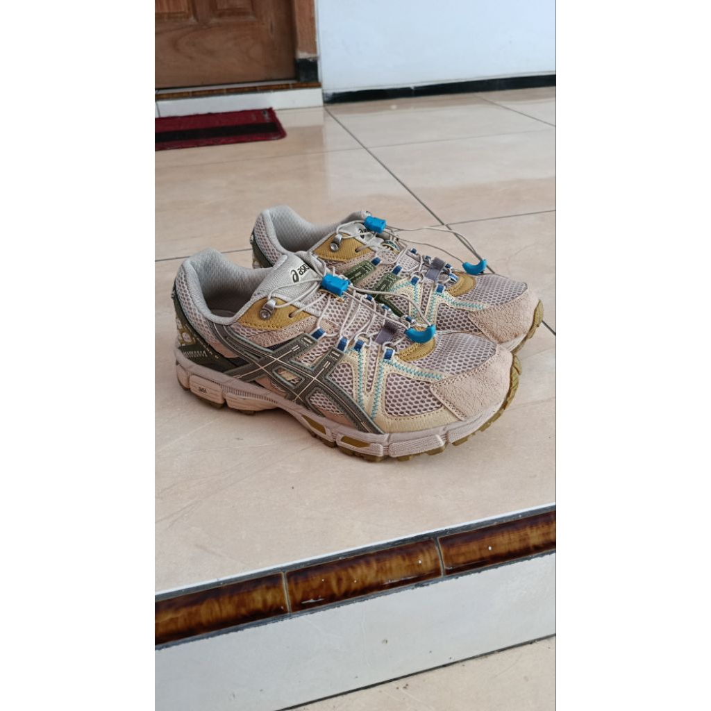 Sepatu Asics Gel Kahana