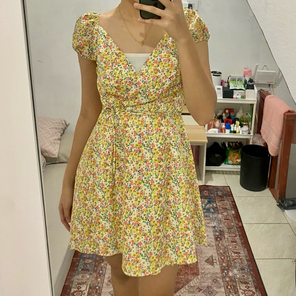 (Preloved) Dress Pomelo