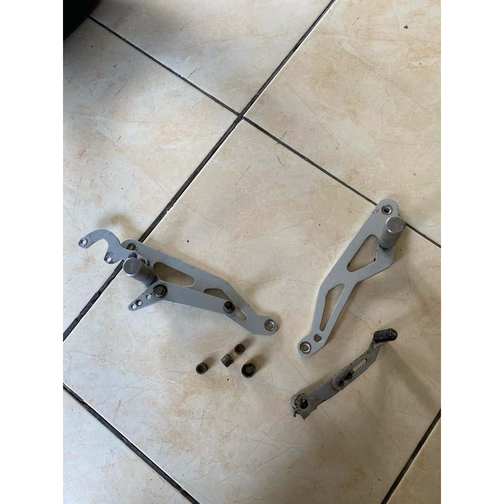 ub plat besi 6mm