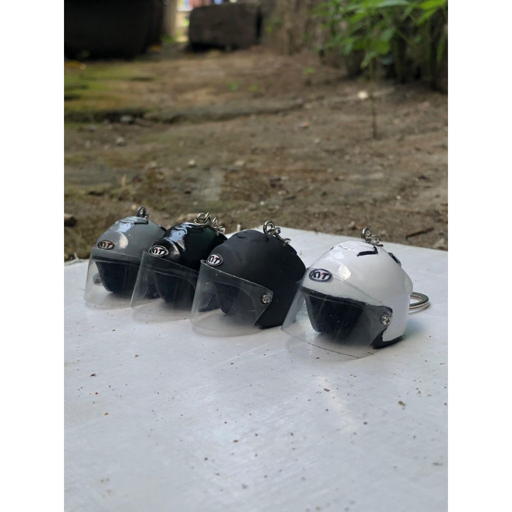 Gantungan Kunci Helm KYT
