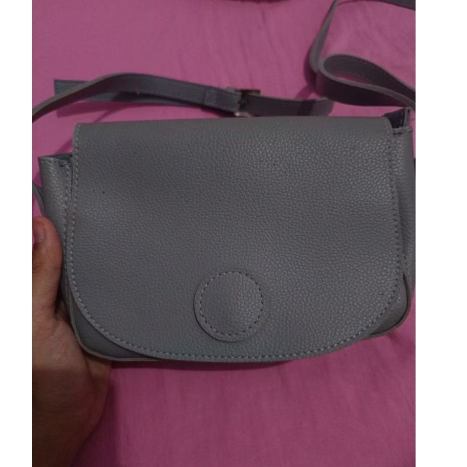 Miniso bag_preloved tas selempang miniso (kondisi 70%)
