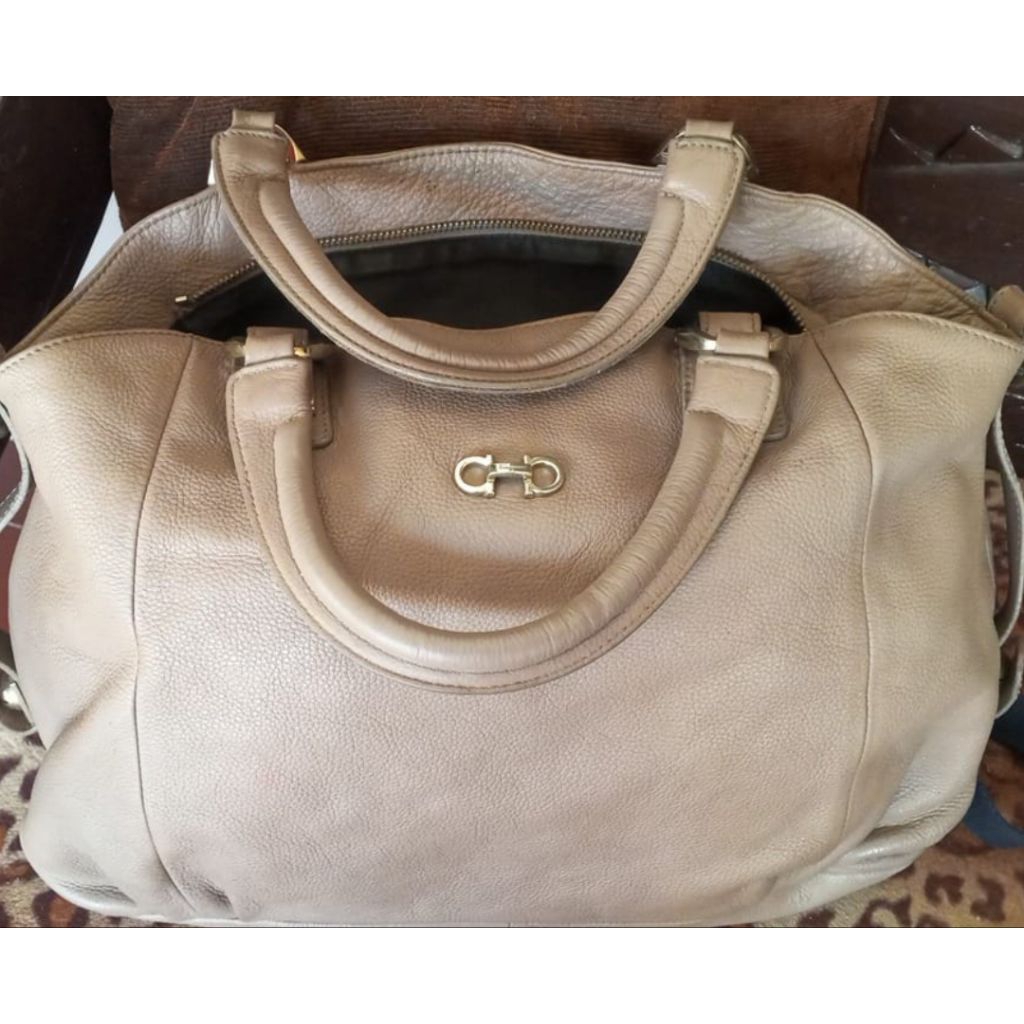preloved Salvatore Ferragamo