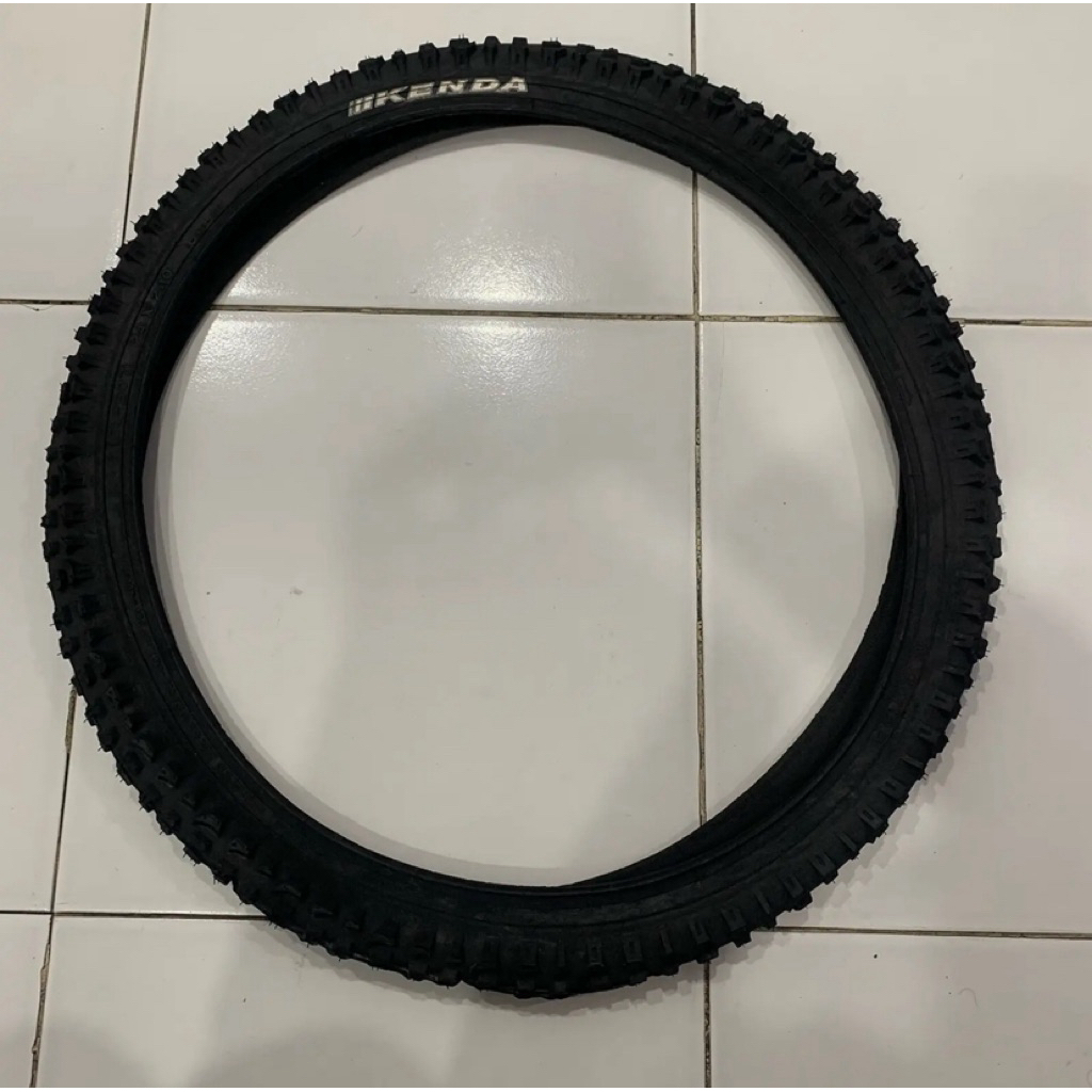 Ban Luar Sepeda Kenda 24 x 2.10 Inch