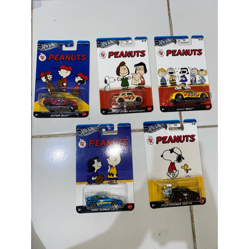 Hotwheels Peanuts 2025
