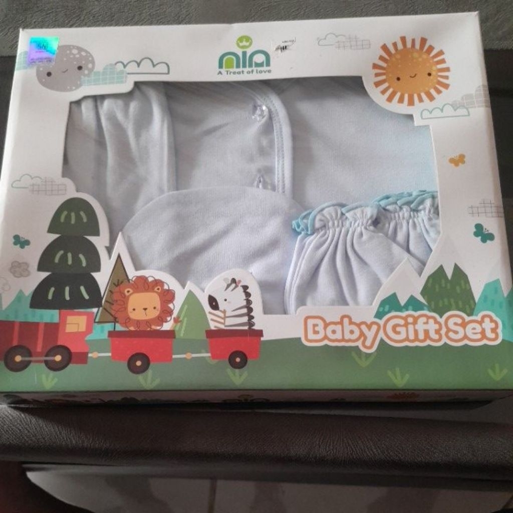 nia set new born ,baby gift set