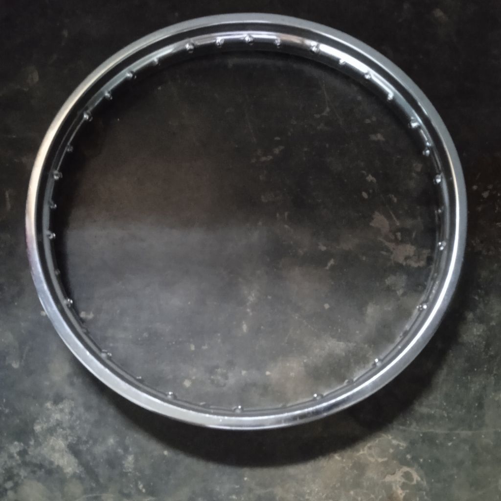 velg pelek utuh bekas murah ukuran 120 ring 17 segala motor pnp layak pakai, baca deskripsi