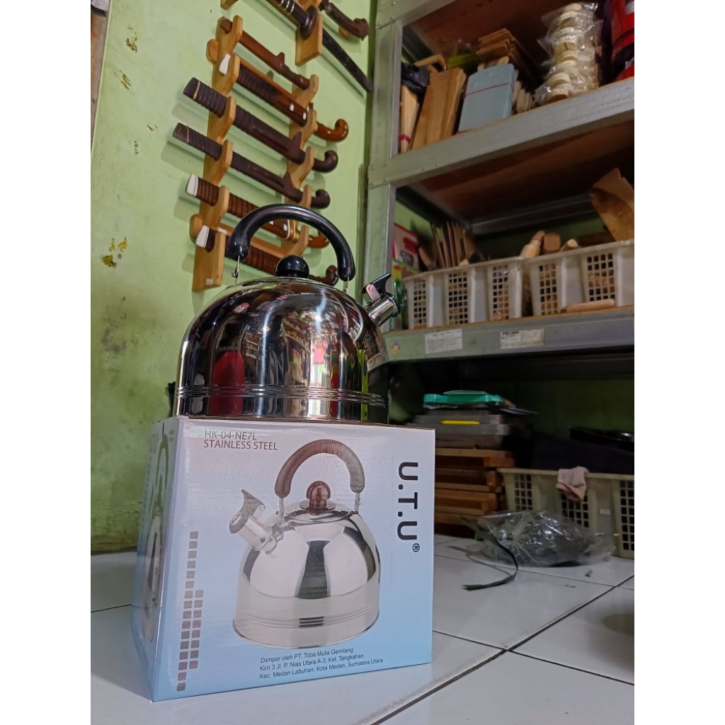 teko masak air panas uk 7 liter