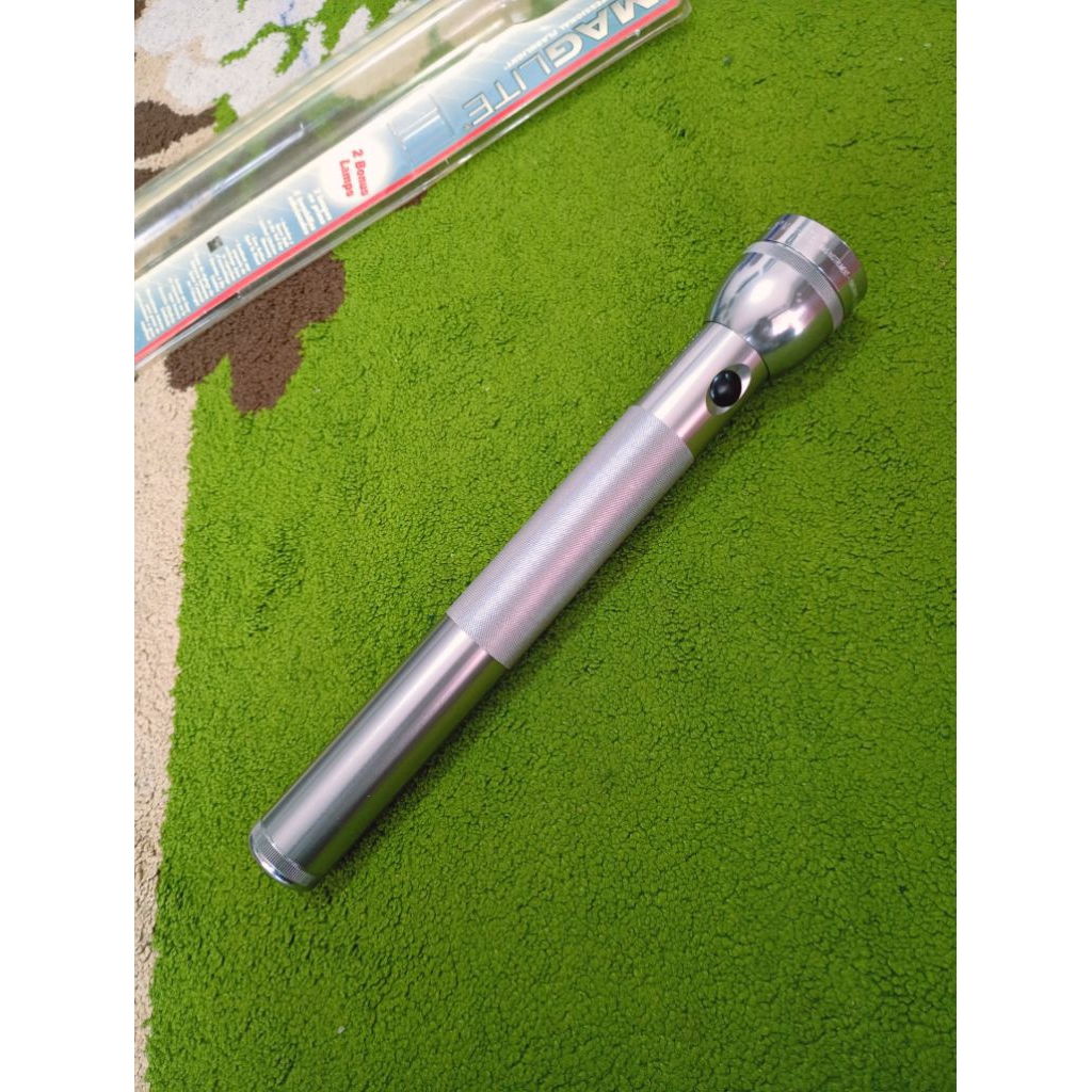 senter MAGLITE 4D MADE IN CALIFORNIA USA
