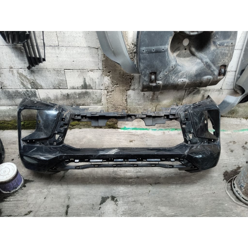 bumper bemper depan pajero 2022-2024