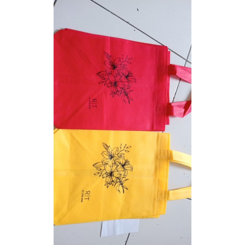 TAS SOUVENIR/ TAS NASI BOX CUSTOM NAMA SABLON/ TAS NASI BOX 22X22