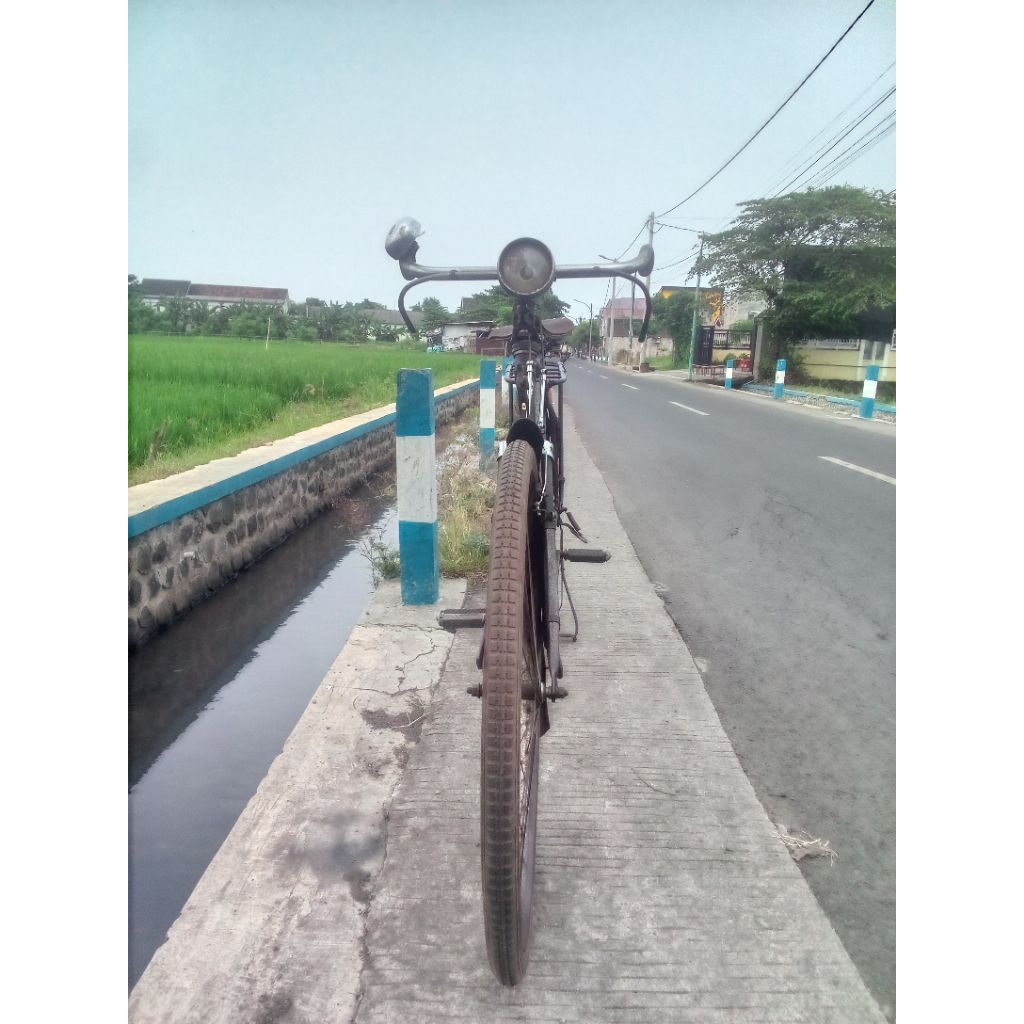 Sepeda Ontel Pria merk Hero Antik