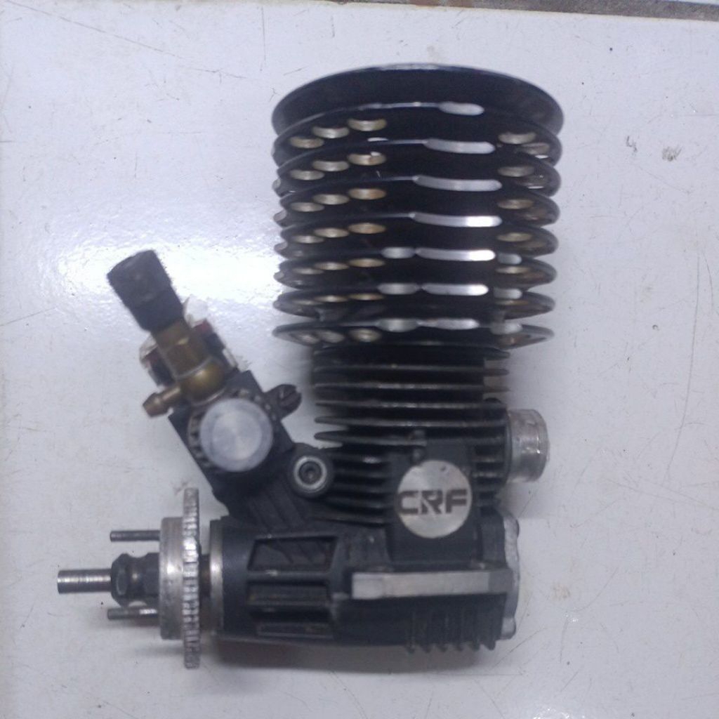 part rc 1/8 : engine 21 CRF  (bekas)