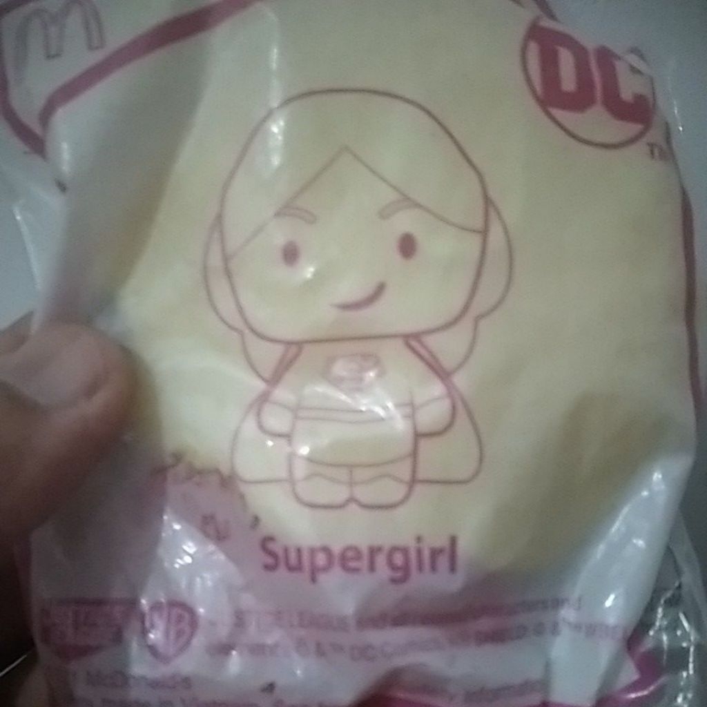 Supergirl Mc Donalds Happy Meal