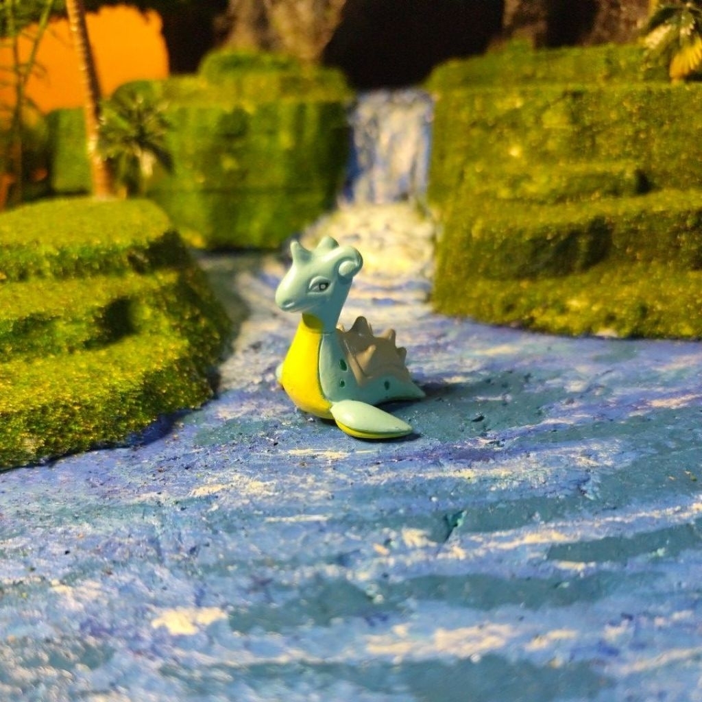 pokemon figure - lapras - tomy