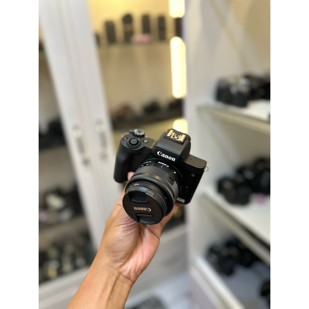CANON M50 LENSA KIT 15-45MM