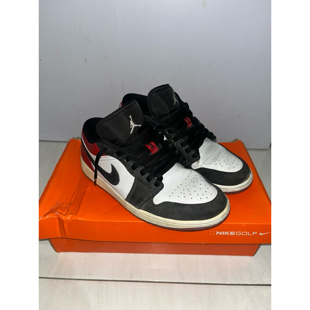 Nike Air Jordan 1 Low Black Toe