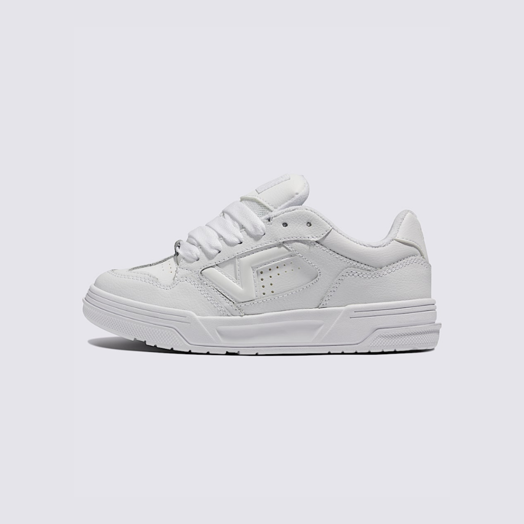 Vans Sepatu Sneakers Skate Original Upland White BNIB Resmi Kulit Putih Gaya Santai Nyaman