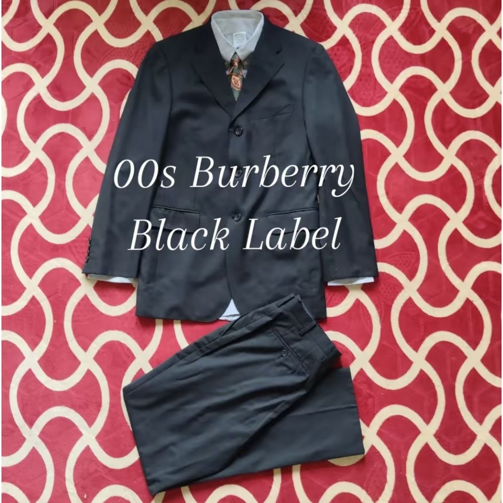 Setelan Jas Pria Burberry Black Label Vintage 2000s, 3 Button Suit. Double Vent and Full Furing. War