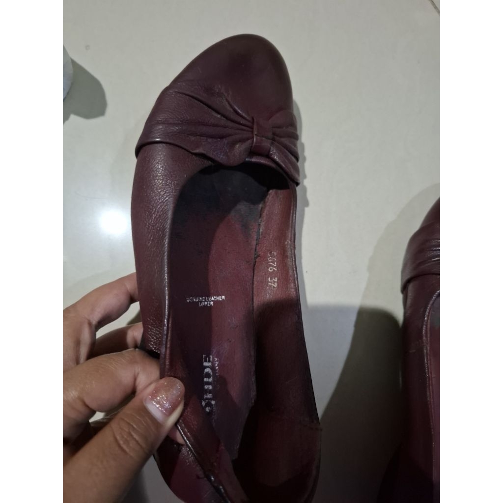 Preloved Rohde Sepatu Wanita