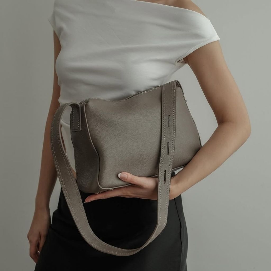 Tas Selempang Wanita | Tas Dikau Medium Gou Bag