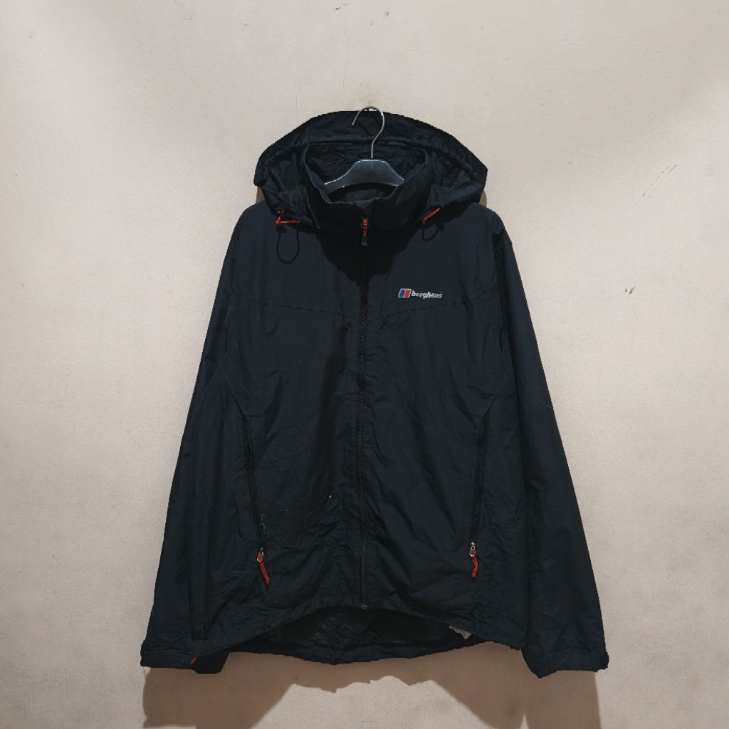 berghaus goretex gorpcore jacket