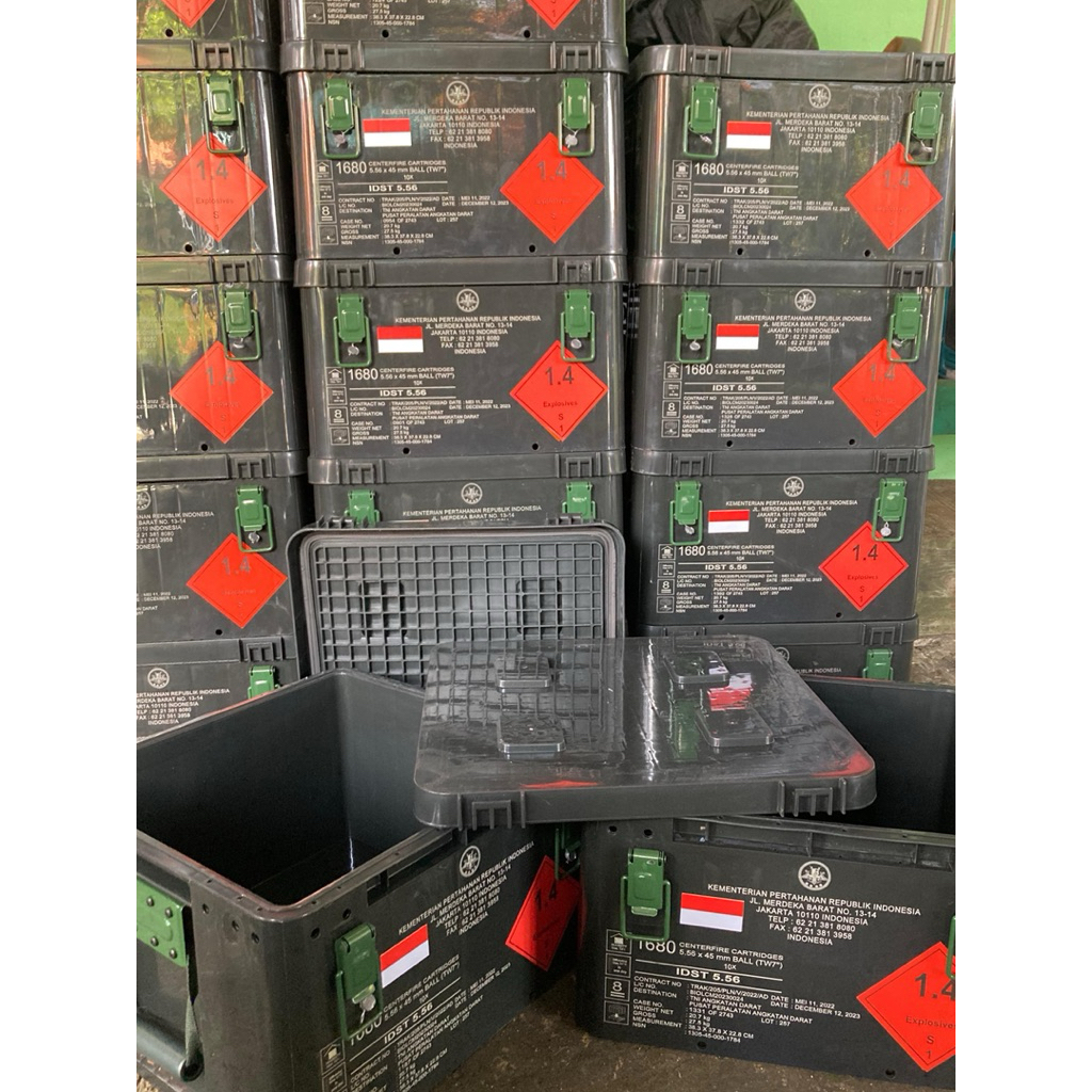 KOTAK PELURU / BOX AMUNISI PINDAD