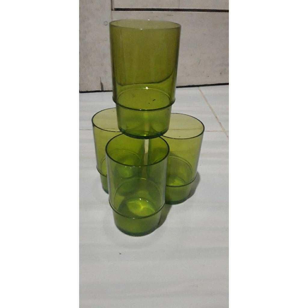 Deluxe Tumbler Green Tupperware