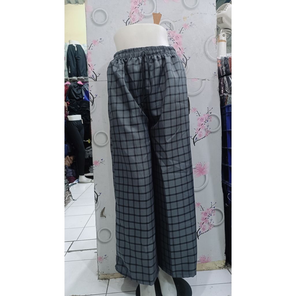 CELANA_WANITA//KULOT_SEMI_WOL//KULOT_WANITA_KEKINIAN