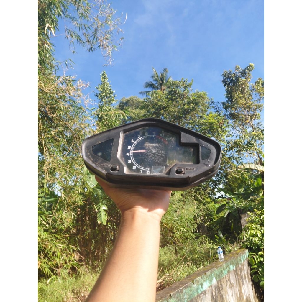 spedometer megapro monoshock