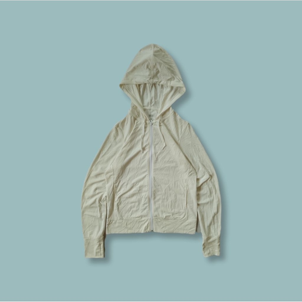 Uniquesport - Jaket Olahraga Running Uniqlo AIRism UV Cut Broken White Second M