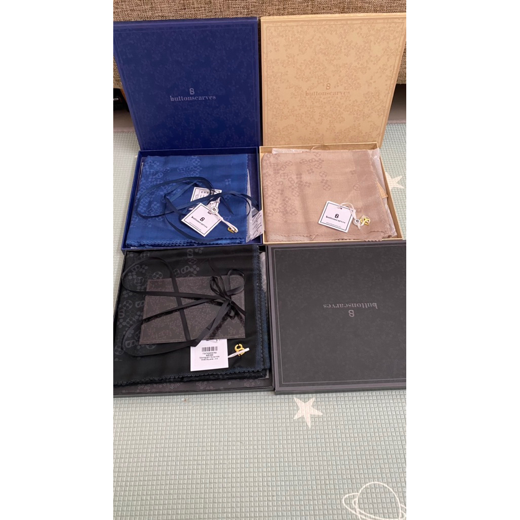 New buttonscarves series monogram