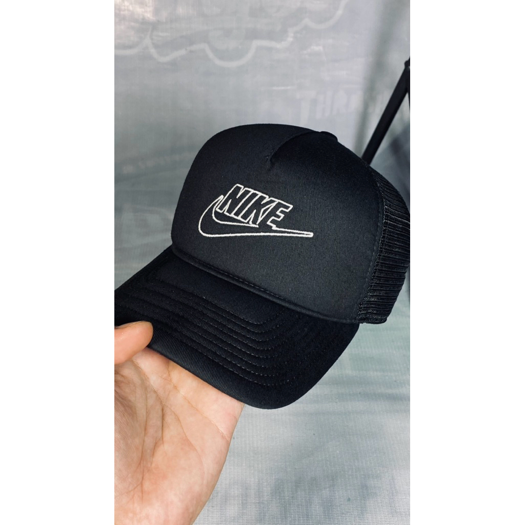 topi nike