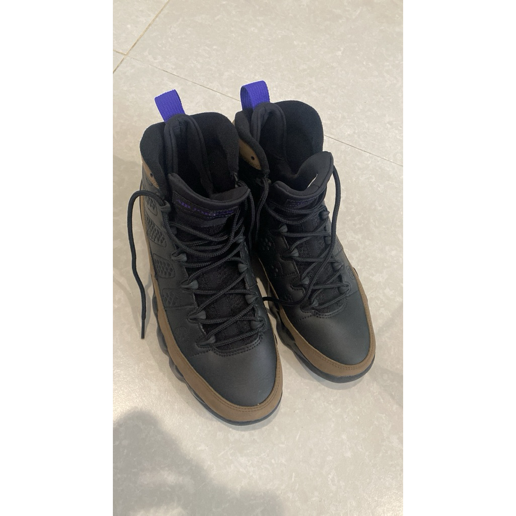 Preloved Sepatu Air Jordan Retro 9 ‘Light Olive Concord’