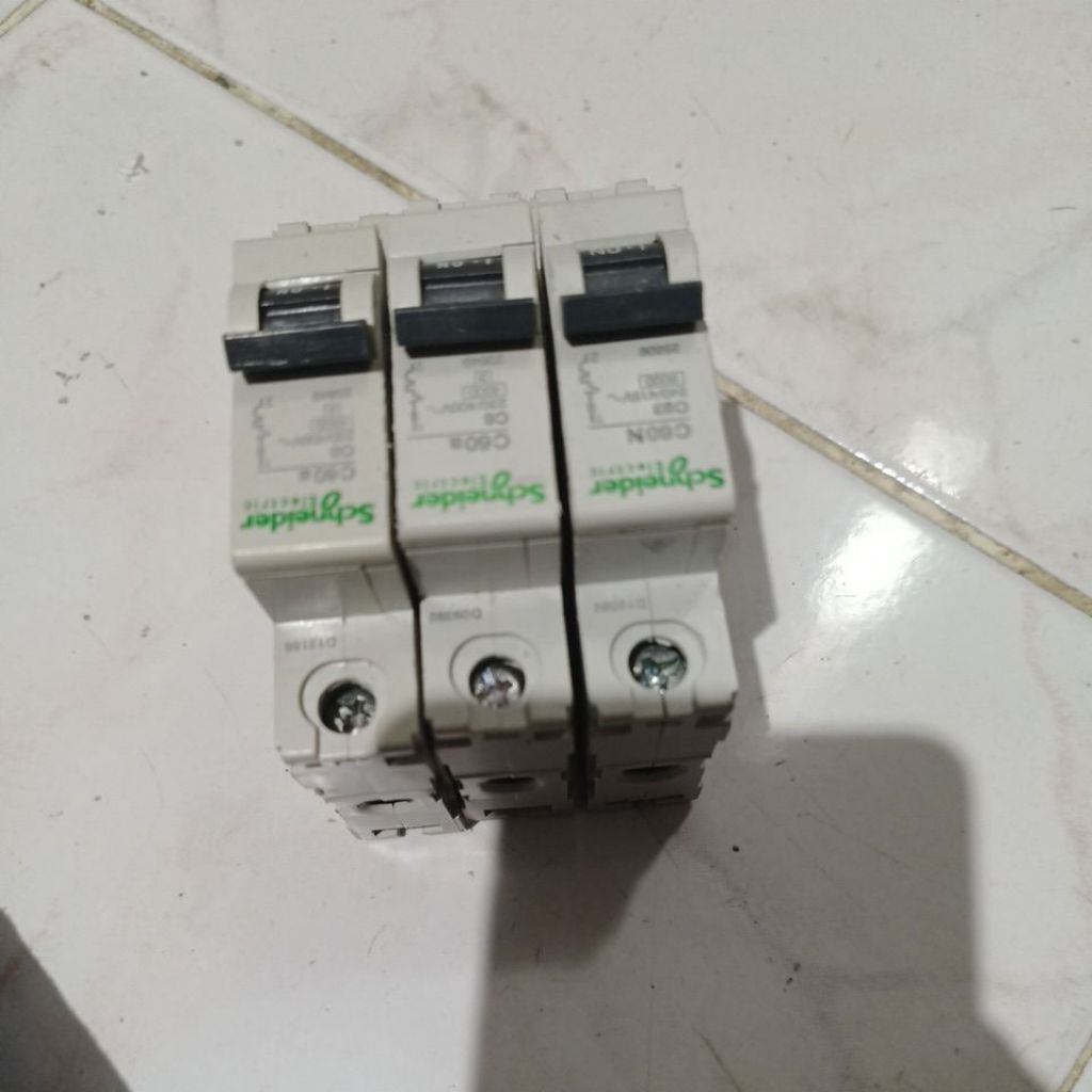 mcb schneider c60N 1pas