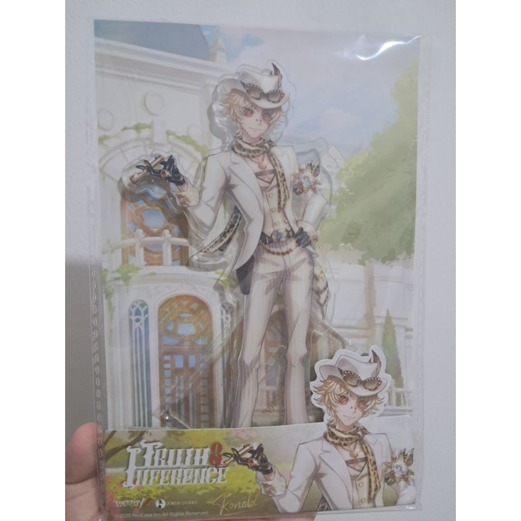 [Update 2nd Jan] Identity V Merch Badge, Card, Omanjuu, Plush