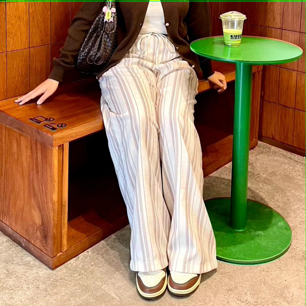 Celana Panjang Wanita Highwaist - Pinggang Karet, Saku Praktis, Pola Garis-garis