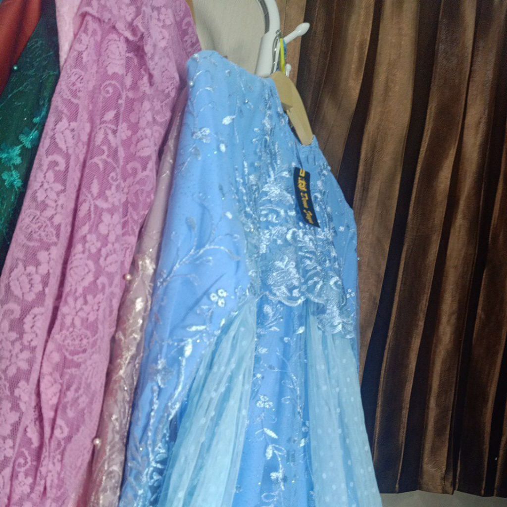 Gamis Brukat Elegan untuk Acara Formal