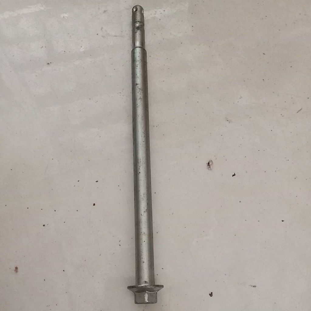 As roda belakang Suzuki RC80 RC100 tahun tua Crystal