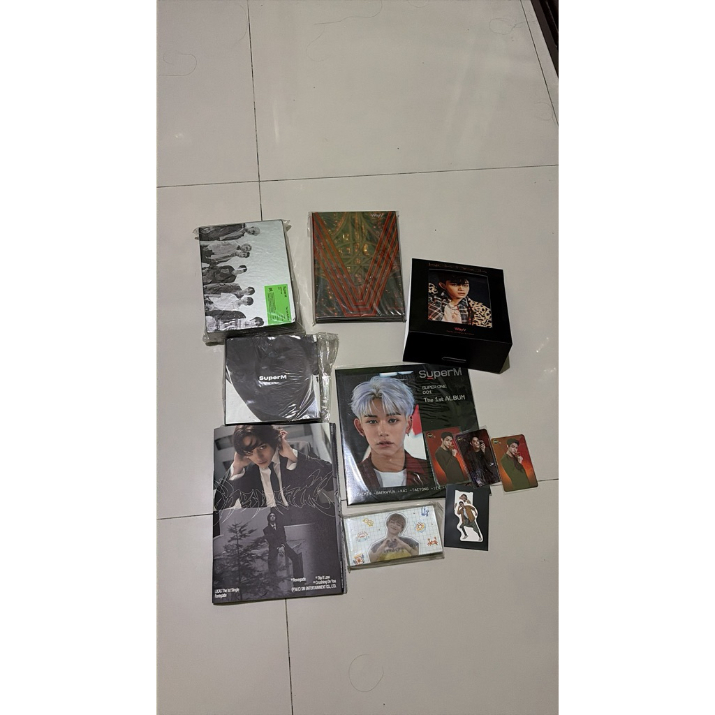 album hitchhikker kickback wayV superm jopping lucas lp signed poster official huang xuxi wong yukhe