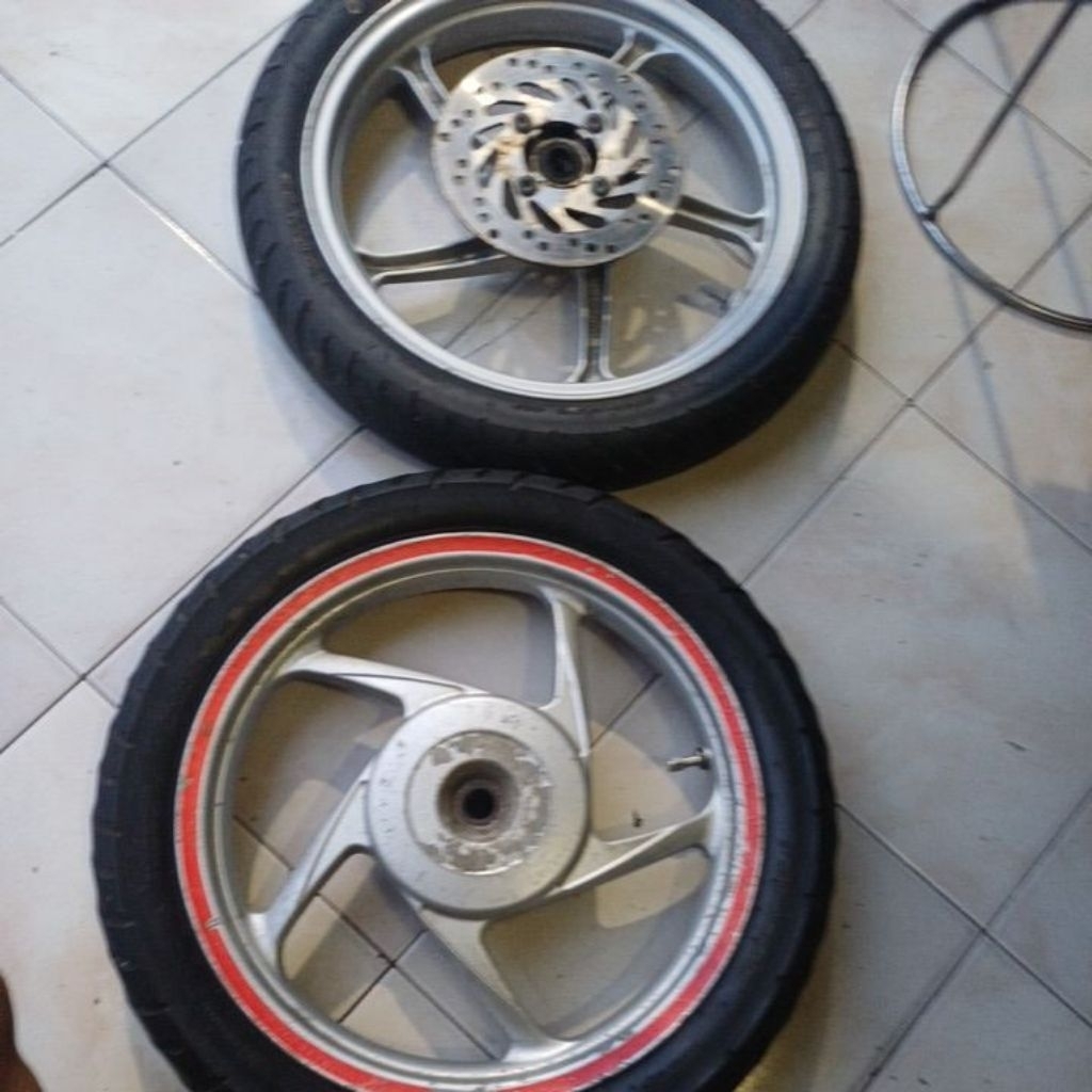 velg Beat  scoopy f1 K16 silver original