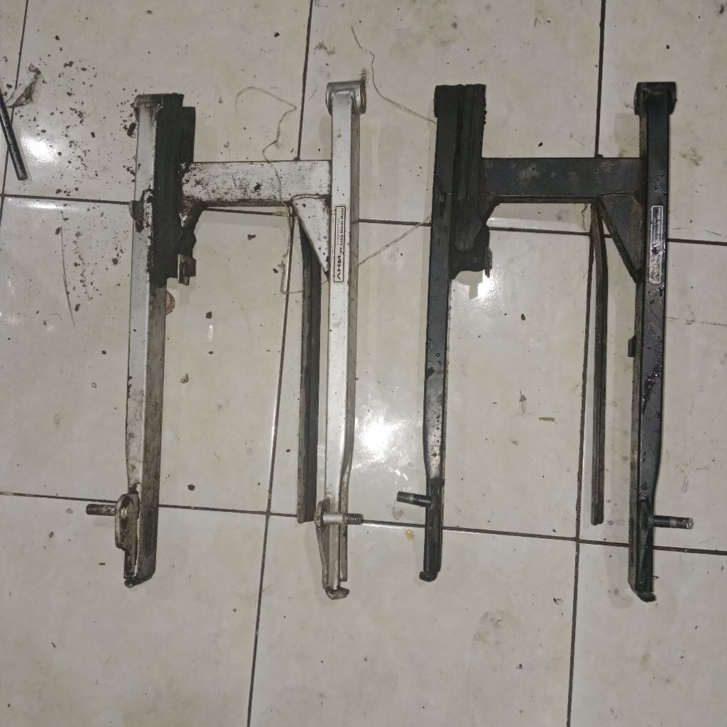 SWING ARM SUPIT SUPET SUPRA X 125 NON DD KAMPAS ORIGINAL