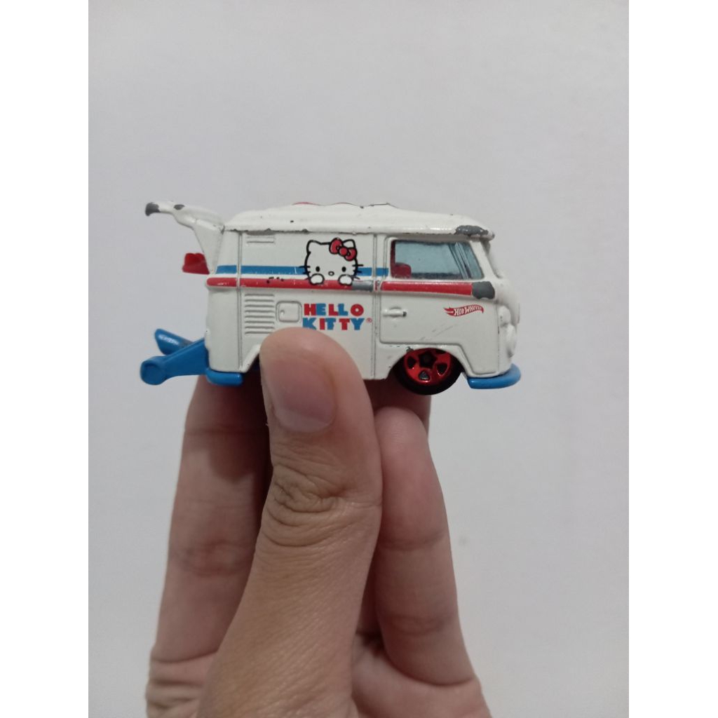 Hotwheels Kool kombi Hello Kitty