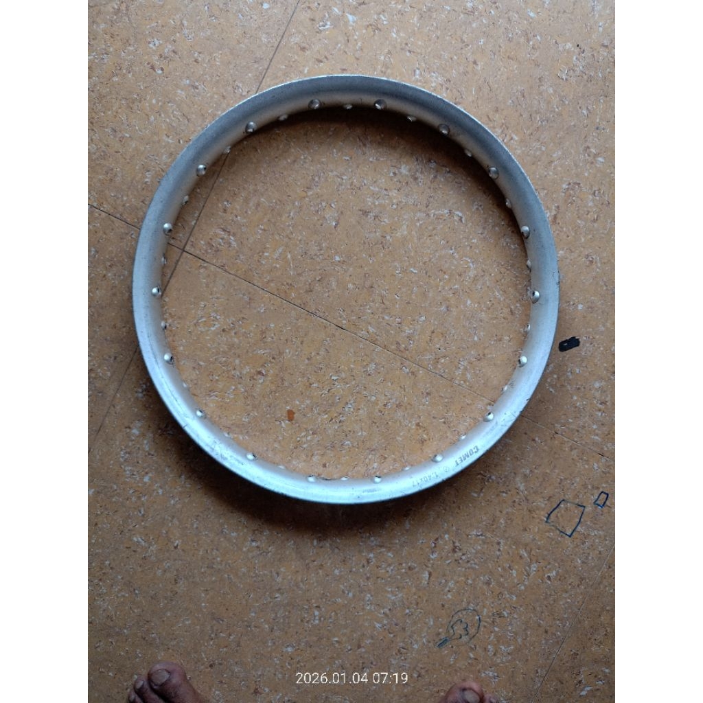 Velg Comet Ring 17 UK 140 BEKAS