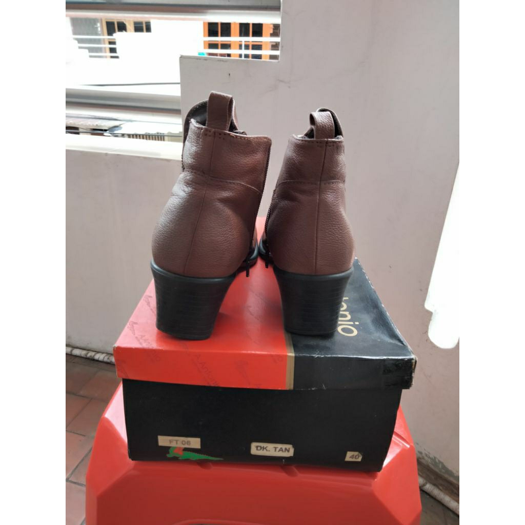 A.Antonio Shoes boots, size 40, Coklat,  wanita - preloved/bekas